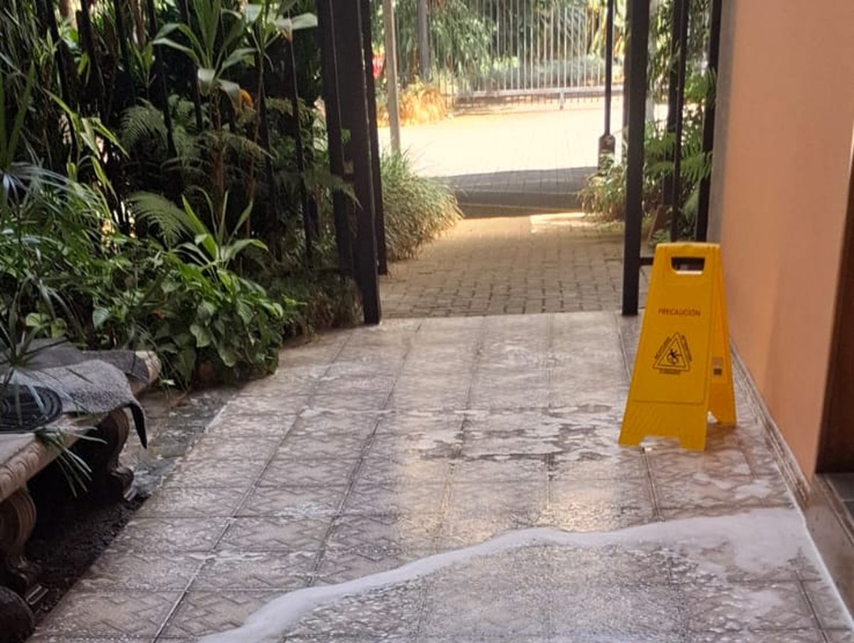 Eco-Green cleaning before and after